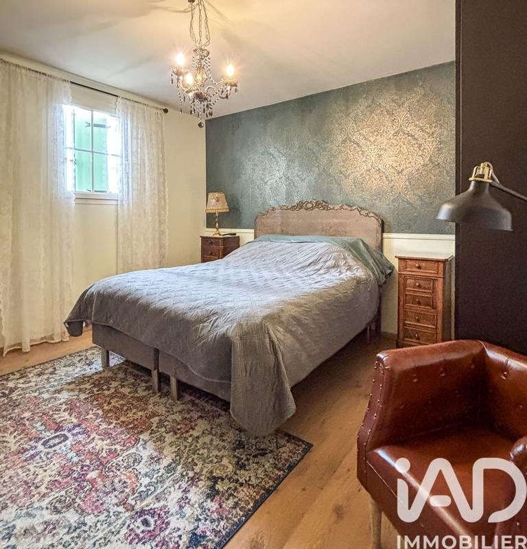 Maison - 297 m² - 11 pièces