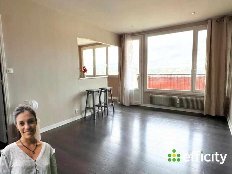 Appartement - 70 m² - 4 pièces