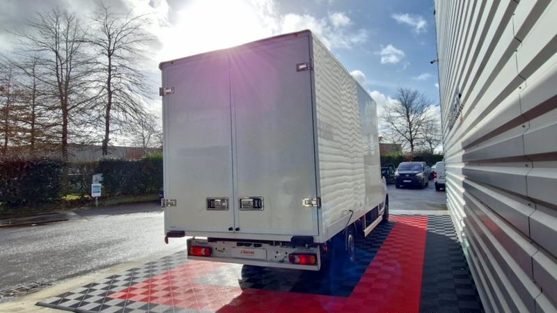 Renault Master F3500 Blue dci 165 grand confort + Caisse 20m3