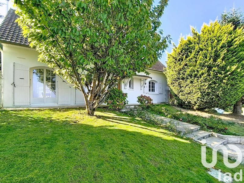 Maison - 138 m² - 6 pièces