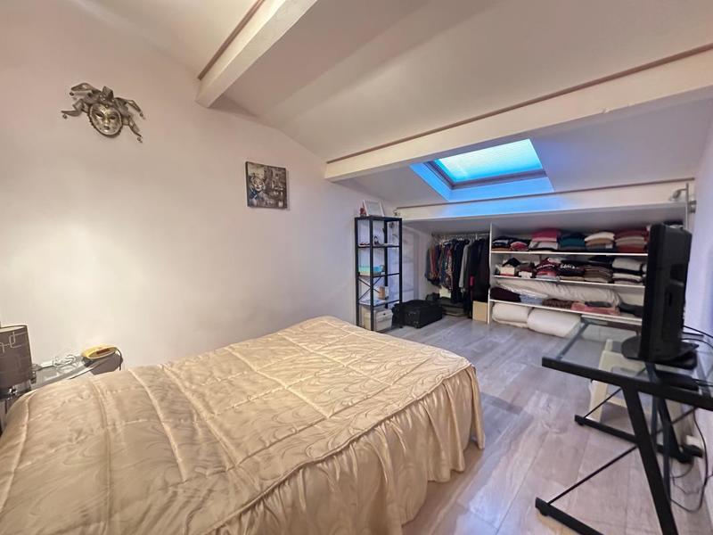 Maison - 192 m² - 6 pièces