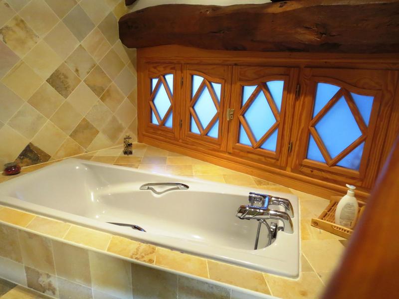 Maison - 250 m² - 7 pièces