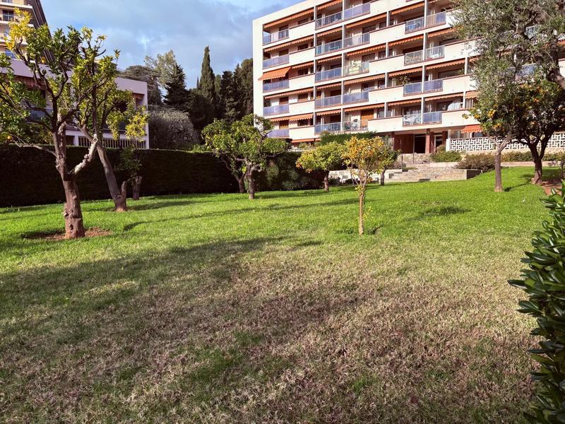 Appartement - 77 m² - 3 pièces