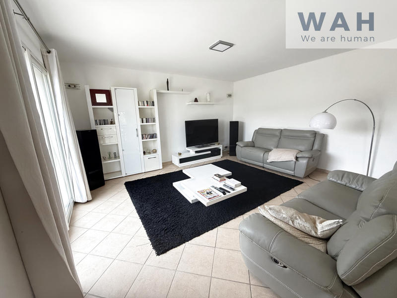 Maison - 203 m² - 6 pièces