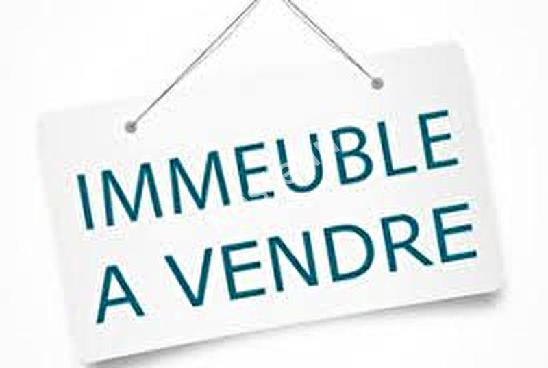 Immeuble - 94 m² - 6 pièces