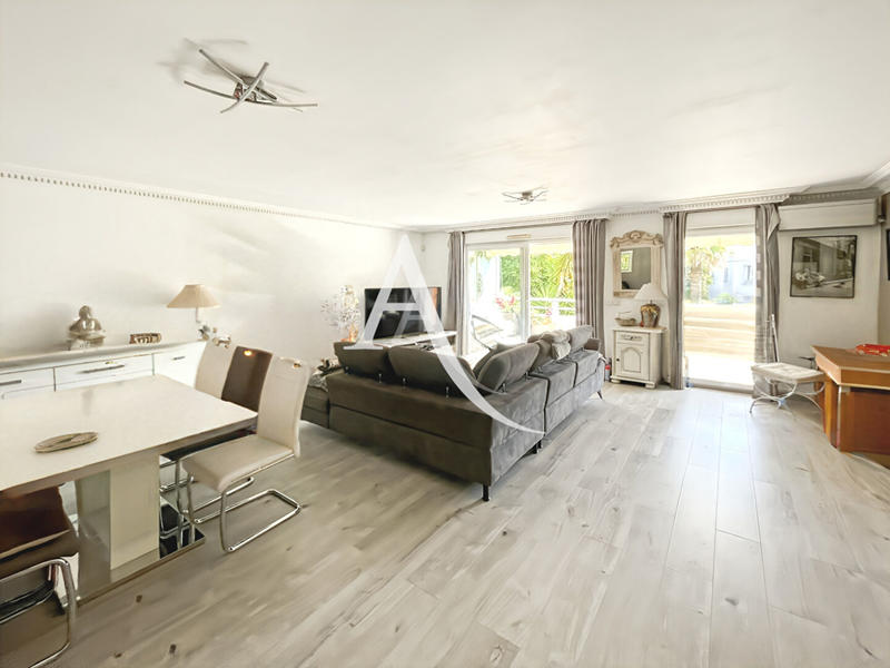 Appartement - 129 m² - 4 pièces