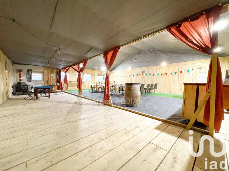 Maison - 731 m² - 15 pièces