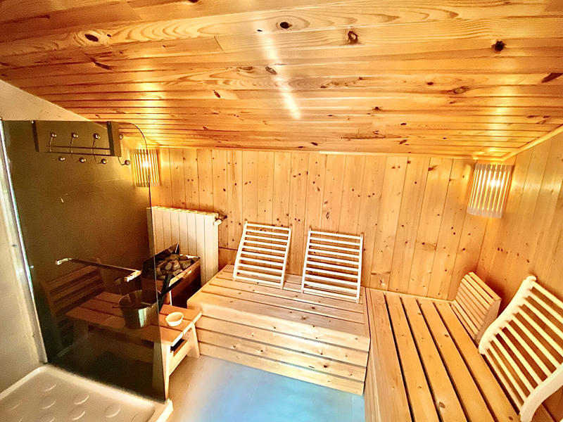 Villa - 250 m² - 12 pièces