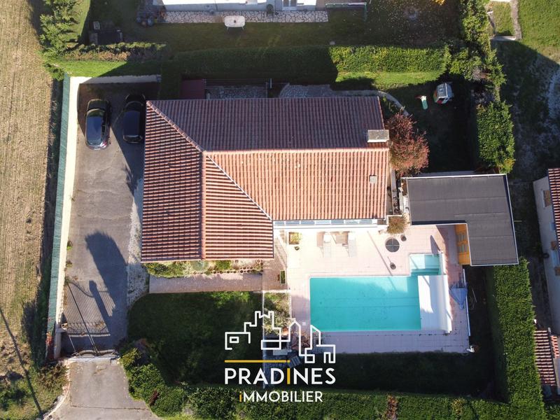 Maison - 110 m² - 5 pièces