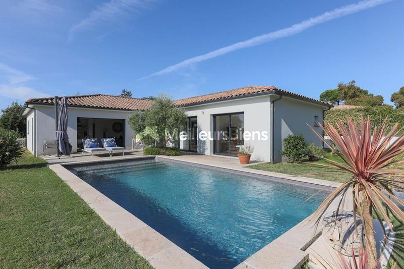 Maison - 143 m² - 5 pièces