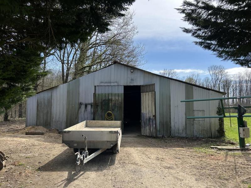 Propriété - 263 m² - 11 pièces