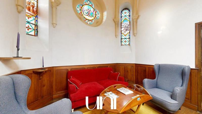 Maison - 450 m² - 16 pièces