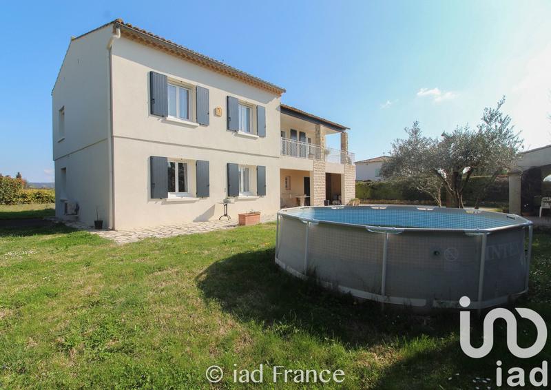 Maison - 195 m² - 7 pièces