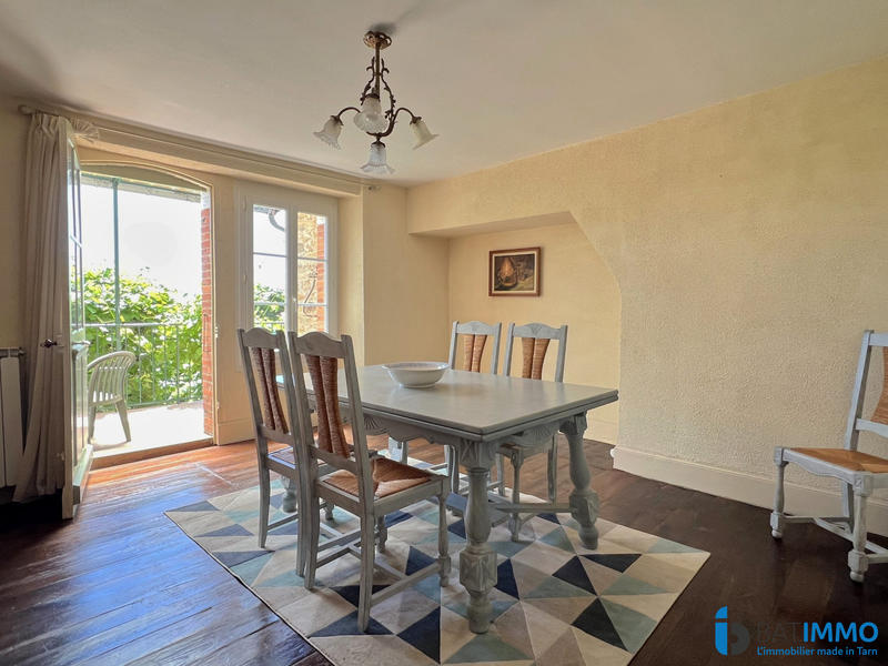 Maison ancienne - 242 m² - 11 pièces