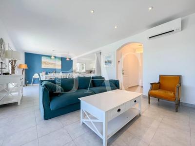 Villa - 130 m² - 6 pièces