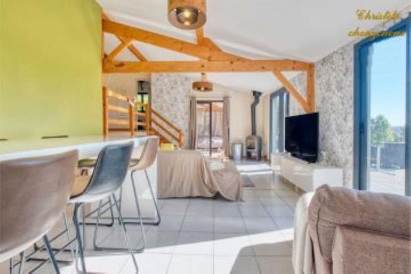 Maison - 141 m² - 10 pièces