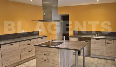 Maison de ville - 140 m² - 5 pièces