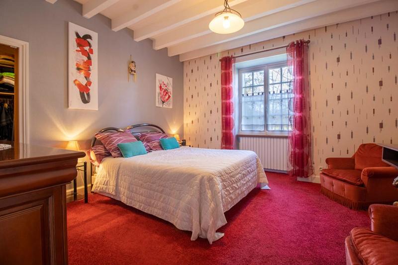 Maison - 210 m² - 6 pièces