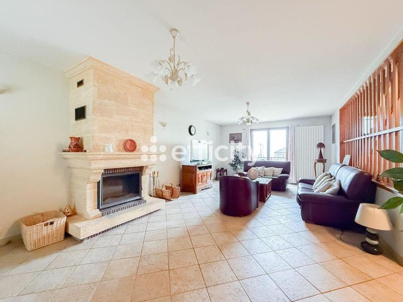 Maison - 155 m² - 6 pièces