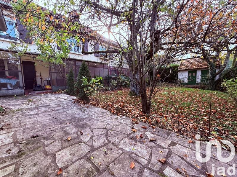 Maison - 160 m² - 9 pièces