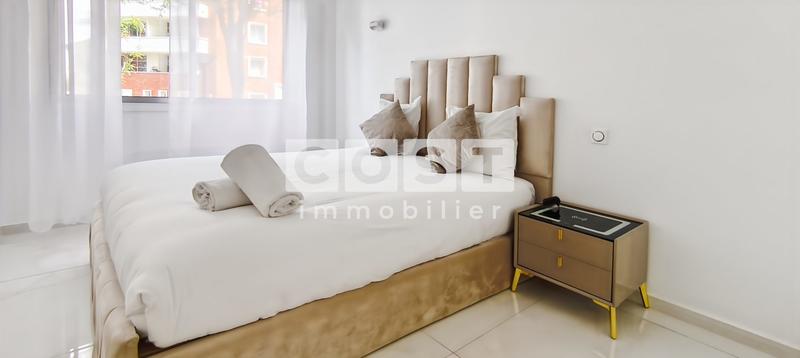 Appartement - 107 m² - 5 pièces