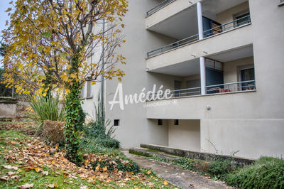 Appartement - 93 m² - 4 pièces