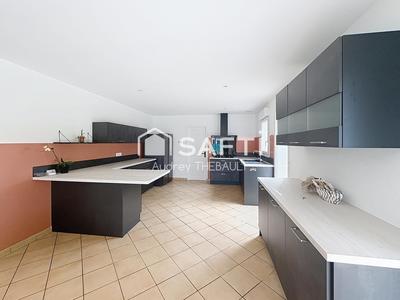 Maison - 168 m² - 7 pièces