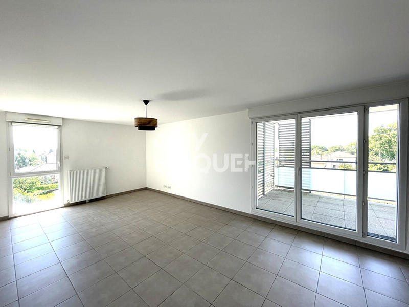 Appartement - 94 m² - 4 pièces