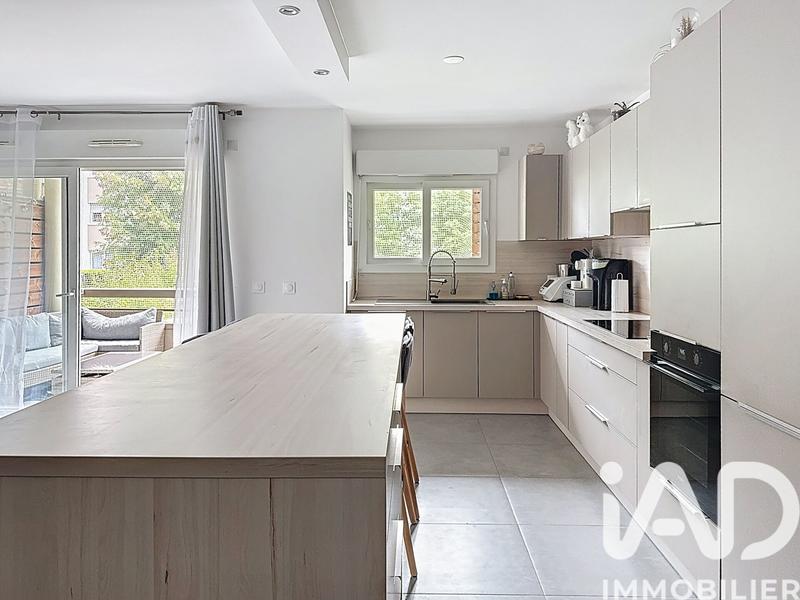 Appartement - 81 m² - 4 pièces