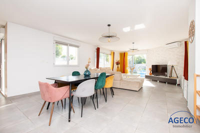 Maison contemporaine - 120 m² - 4 pièces