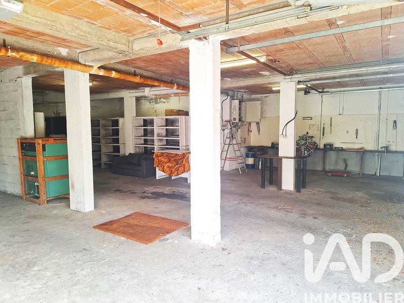 Maison - 225 m² - 7 pièces