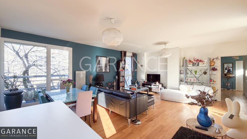 Appartement - 96 m² - 4 pièces