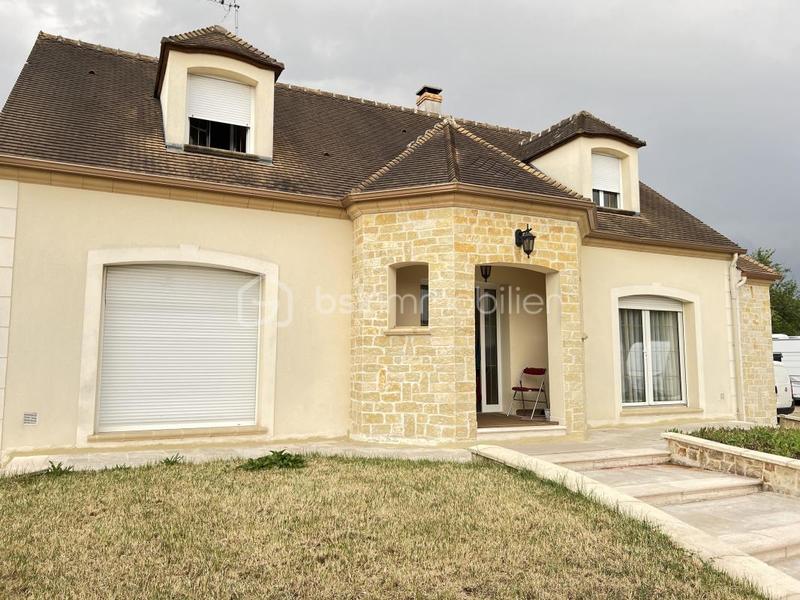Maison - 155 m² - 6 pièces
