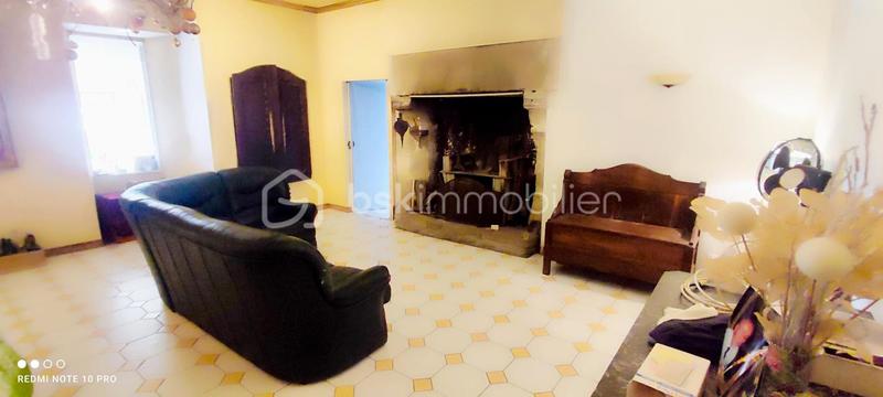 Demeure - 234 m² - 8 pièces