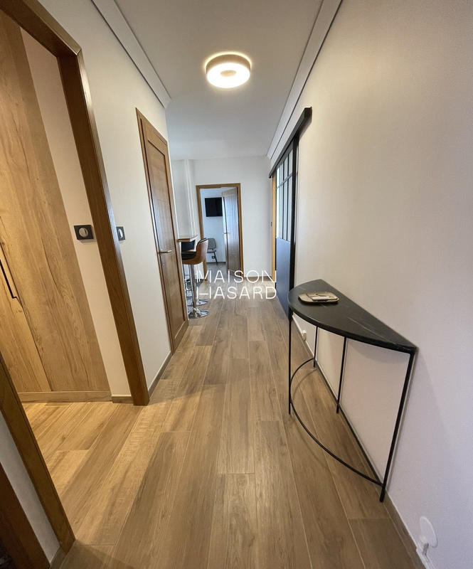 Appartement - 72 m² - 3 pièces