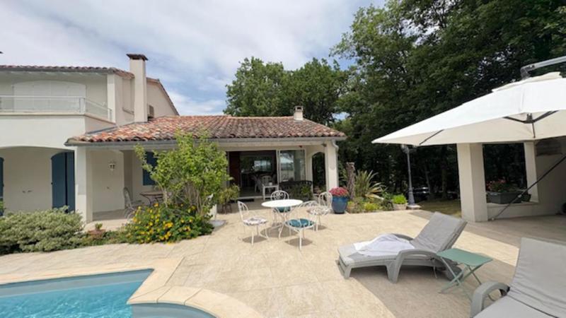 Maison de campagne - 230 m² - 6 pièces