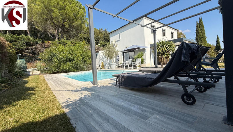 Maison - 120 m² - 5 pièces