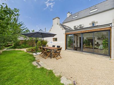 Maison - 190 m² - 8 pièces