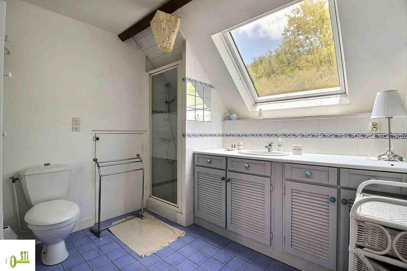 Maison - 166 m² - 7 pièces