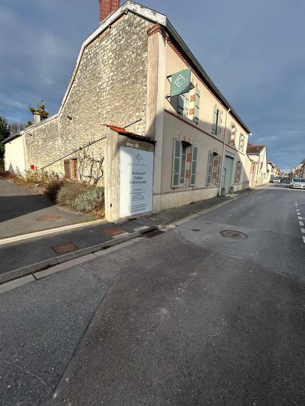 Fonds de commerce - Hôtellerie / Restauration - 200 m²