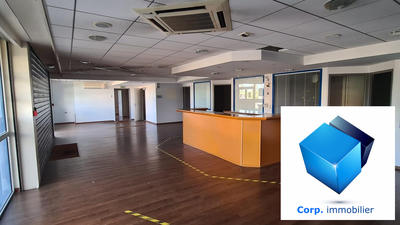 Local d'activités - 287 m²