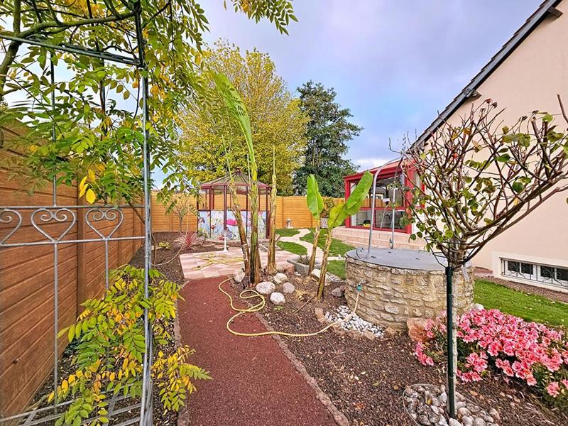 Maison - 206 m² - 9 pièces