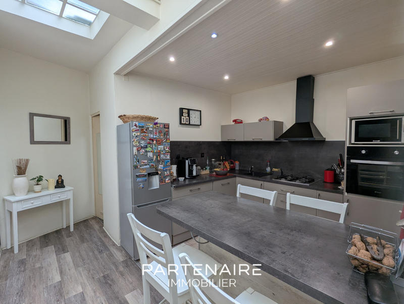 Maison - 128 m² - 4 pièces