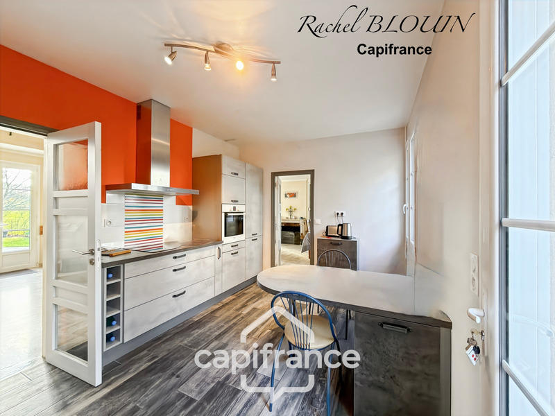 Maison - 186 m² - 7 pièces