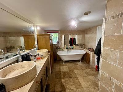 Maison - 140 m² - 6 pièces