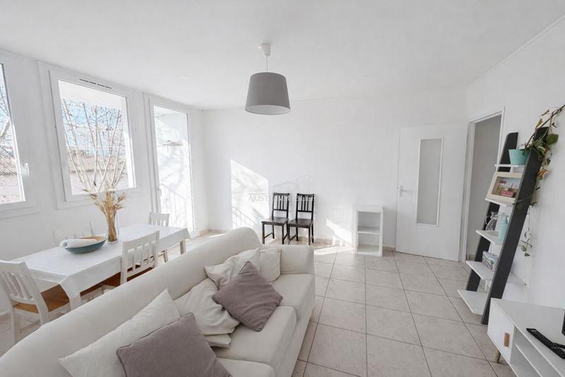 Appartement - 68 m² - 4 pièces