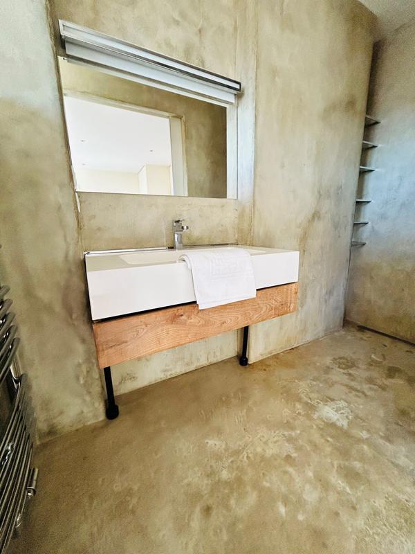 Maison - 200 m² - 6 pièces