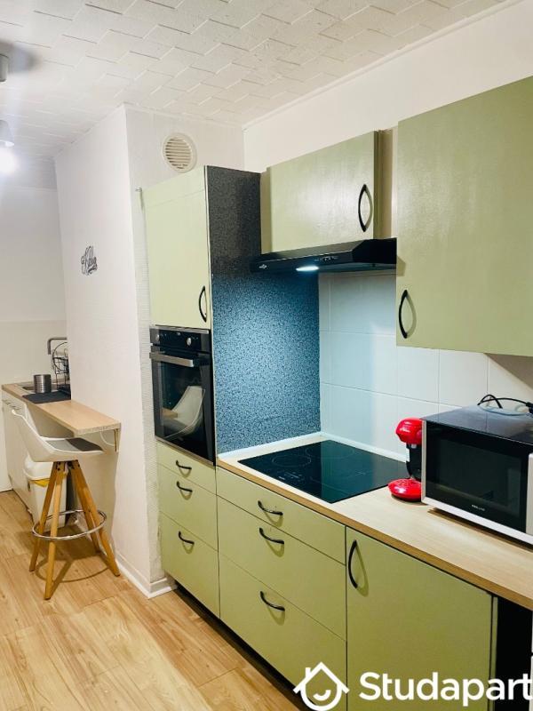 Chambre - 9 m² - 1 pièce