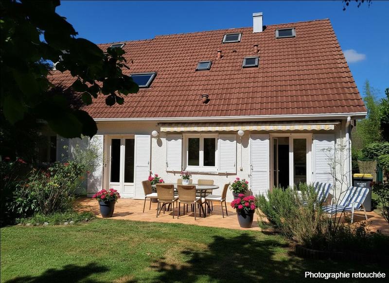 Maison - 196 m² - 6 pièces