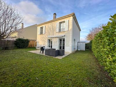 Maison - 92 m² - 5 pièces